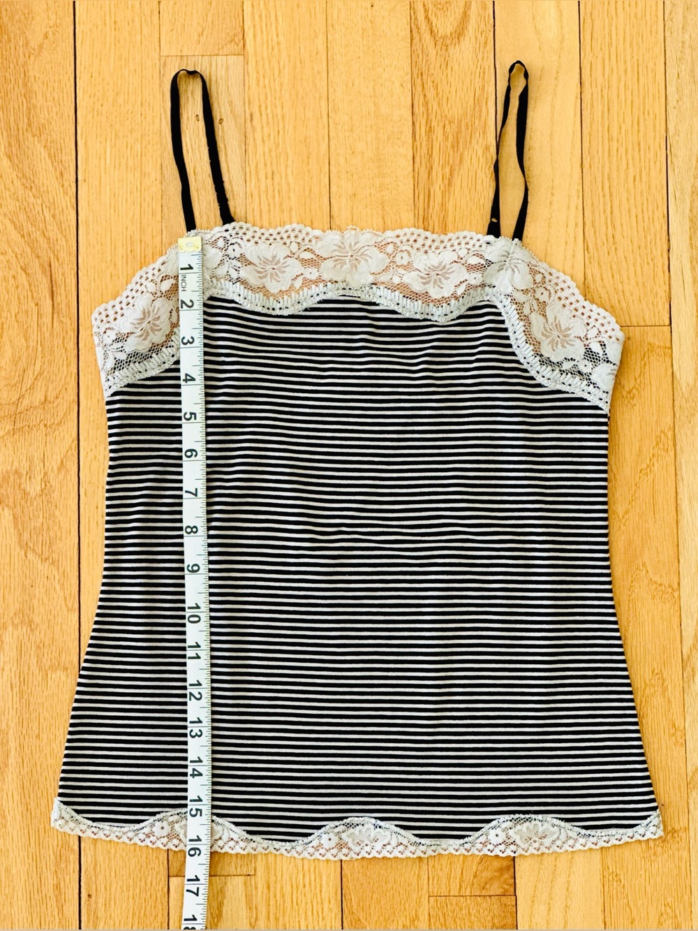 Ann Taylor Loft Black & Cream Tank Top Lace Trim Adjustable Straps Sise XS - Picture 4 of 5